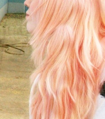 long-wavy-peach-colored-hair-362x410.jpg