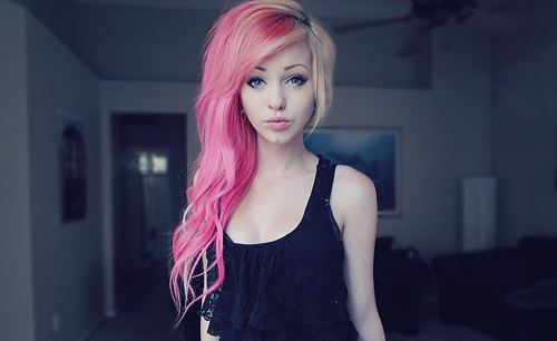 super cute long pink and blonde hairstyle
