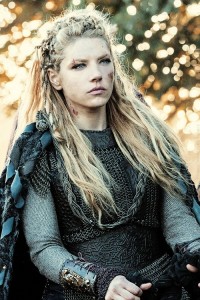 Katheryn Winnick, Lagertha’s Hairstyle in Vikings – StrayHair